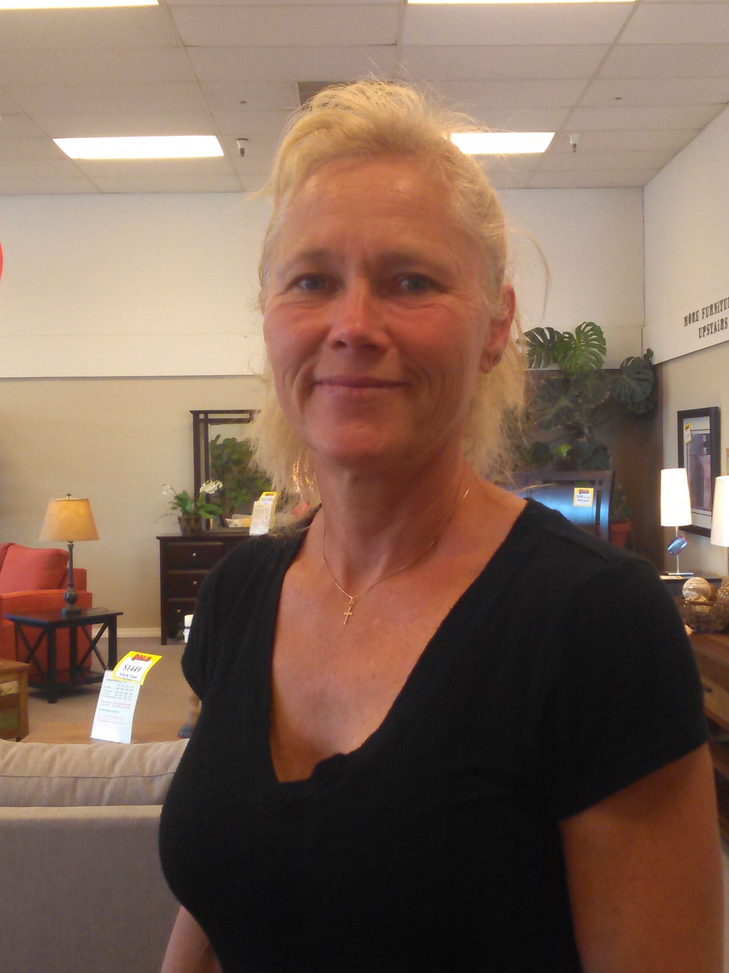 Nina Profile Picture